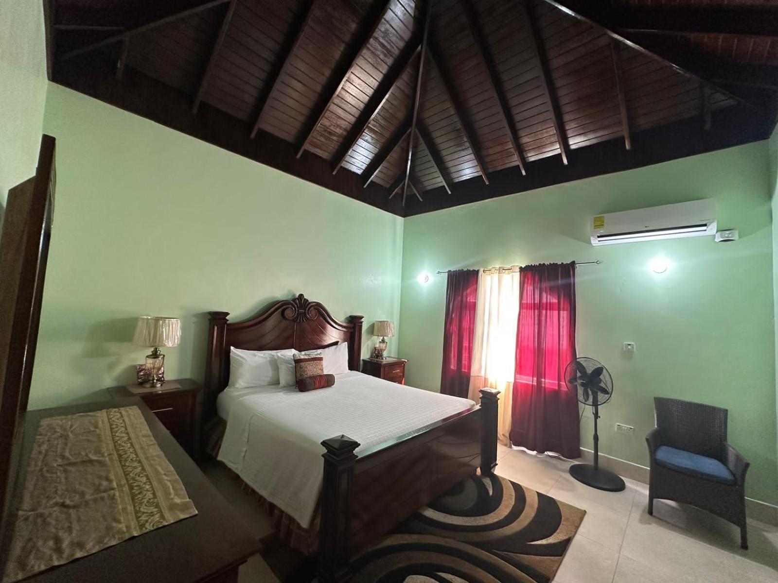 Apartment White House By White River Ocho Rios