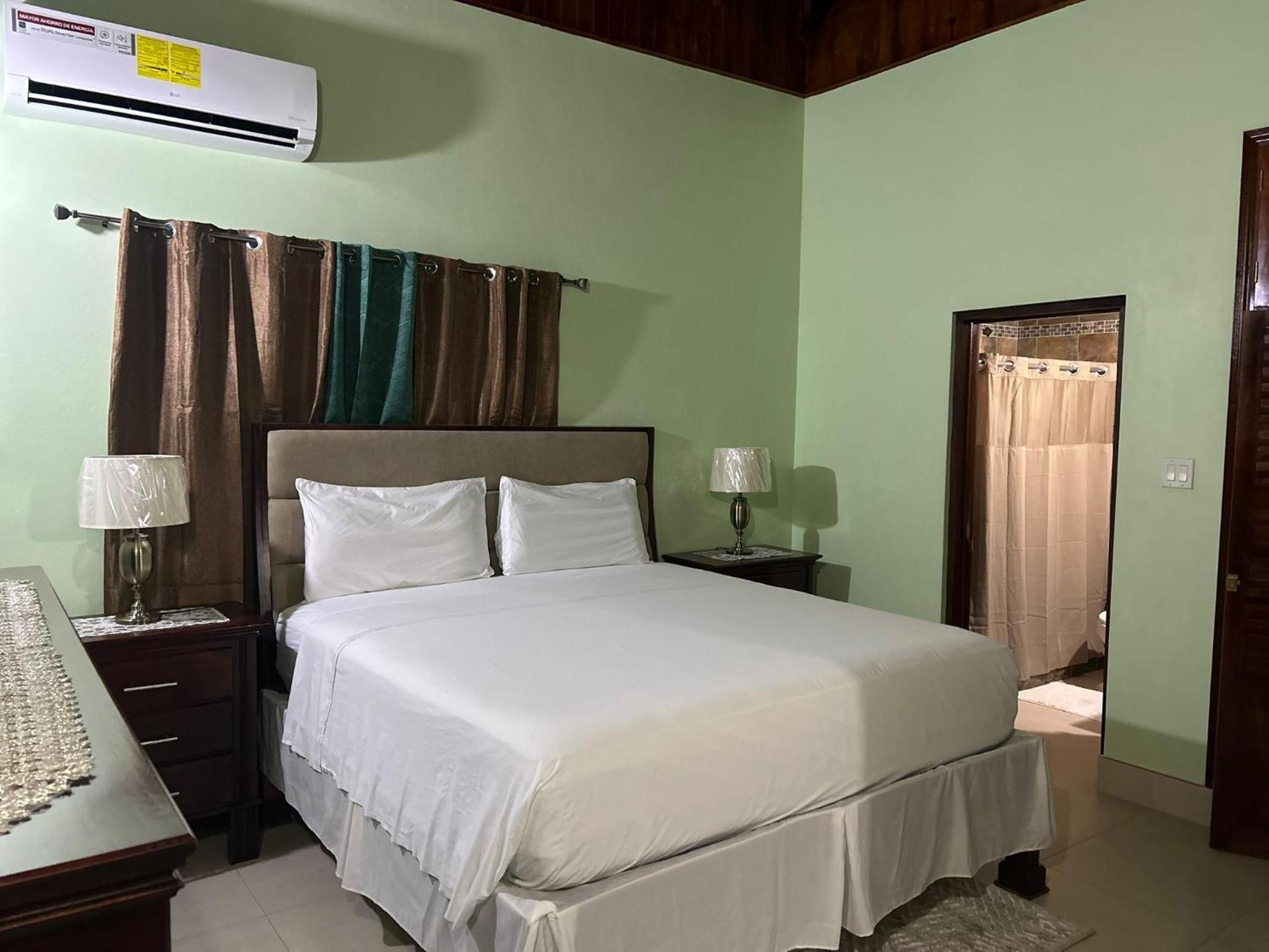 Apartment White House By White River Ocho Rios